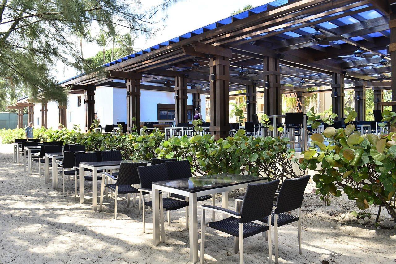 Divi Southwinds Beach Resort Christ Church Exterior foto